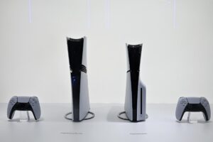 La PlayStation 5 con due joystick