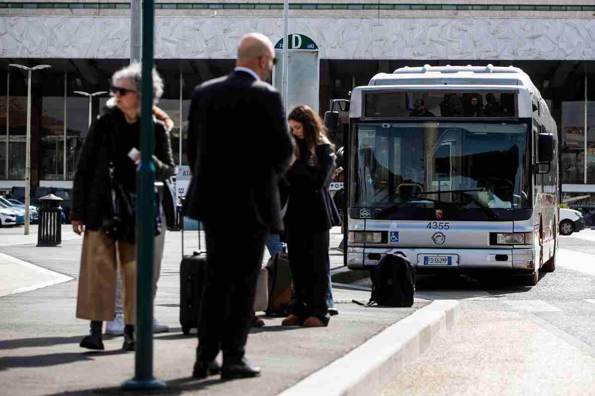 Italia bloccata dallo sciopero, in questa data sarà impossibile spostarsi