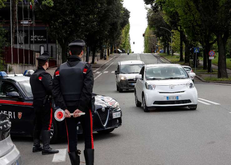 posto blocco Carabinieri